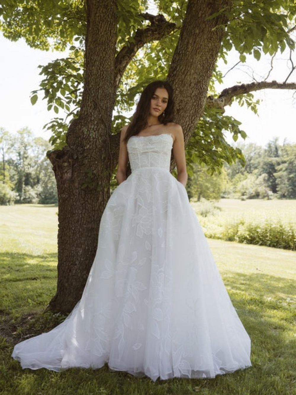 Lorelai by Jenny Yoo Wedding Dress Size 14 - Picture 2 of 6